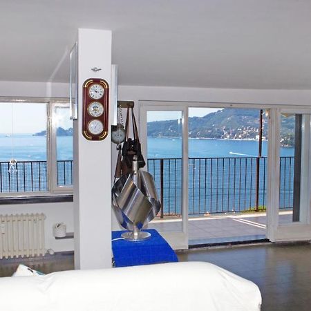 Nautilus Vista Mare Mozzafiato A 180 Gradi- Posto Auto Privato - 2 Camere Matrimoniali Piu 1 Divano Letto Singolo-Sky,Netflix-Wifi 200Mg Rapallo Luaran gambar