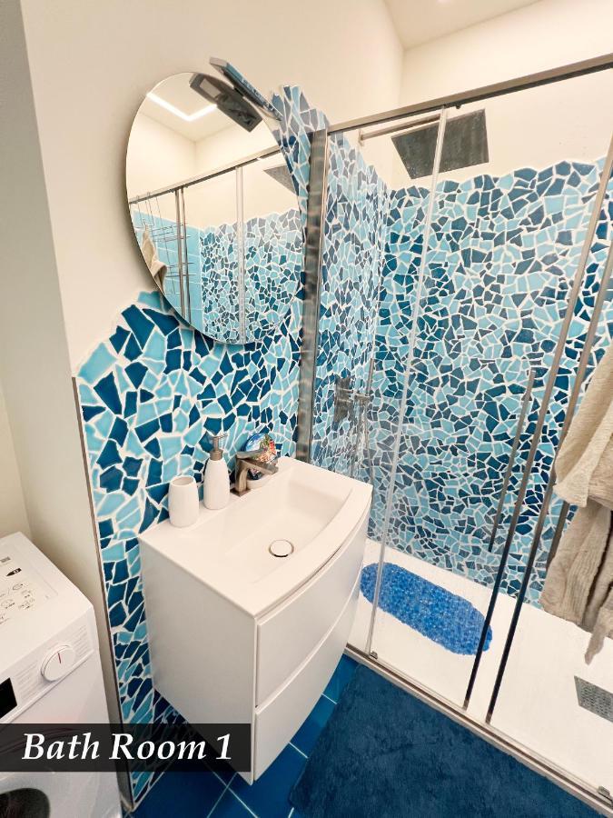 Nautilus Vista Mare Mozzafiato A 180 Gradi- Posto Auto Privato - 2 Camere Matrimoniali Piu 1 Divano Letto Singolo-Sky,Netflix-Wifi 200Mg Rapallo Luaran gambar