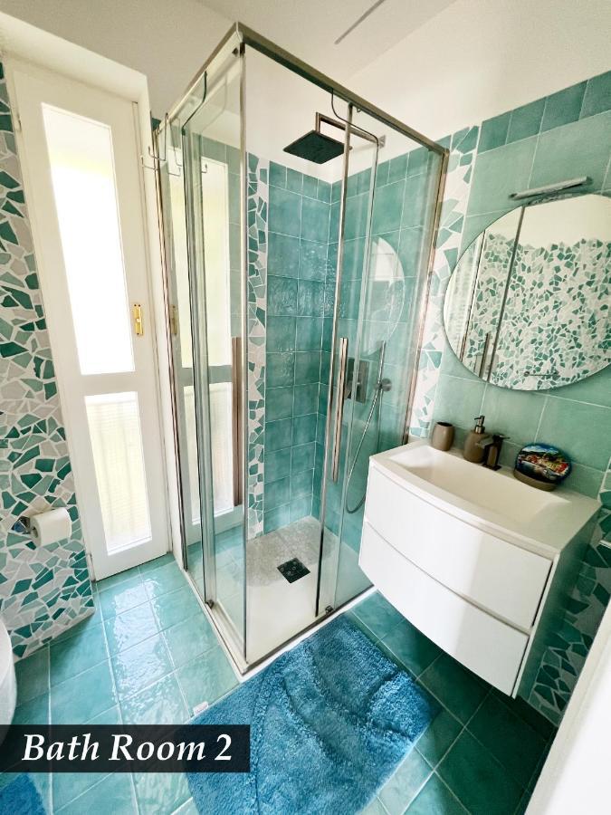Nautilus Vista Mare Mozzafiato A 180 Gradi- Posto Auto Privato - 2 Camere Matrimoniali Piu 1 Divano Letto Singolo-Sky,Netflix-Wifi 200Mg Rapallo Luaran gambar
