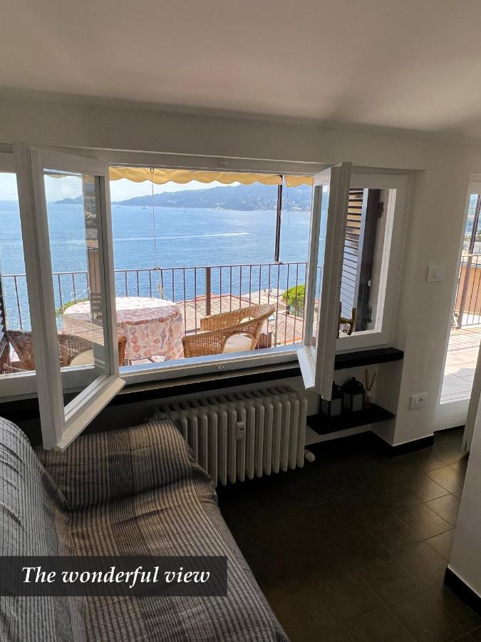 Nautilus Vista Mare Mozzafiato A 180 Gradi- Posto Auto Privato - 2 Camere Matrimoniali Piu 1 Divano Letto Singolo-Sky,Netflix-Wifi 200Mg Rapallo Luaran gambar