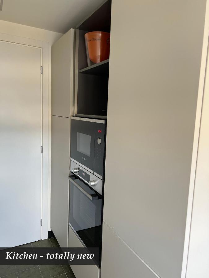 Nautilus Vista Mare Mozzafiato A 180 Gradi- Posto Auto Privato - 2 Camere Matrimoniali Piu 1 Divano Letto Singolo-Sky,Netflix-Wifi 200Mg Rapallo Luaran gambar