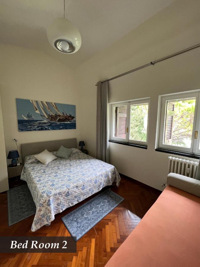 Nautilus Vista Mare Mozzafiato A 180 Gradi- Posto Auto Privato - 2 Camere Matrimoniali Piu 1 Divano Letto Singolo-Sky,Netflix-Wifi 200Mg Rapallo Luaran gambar
