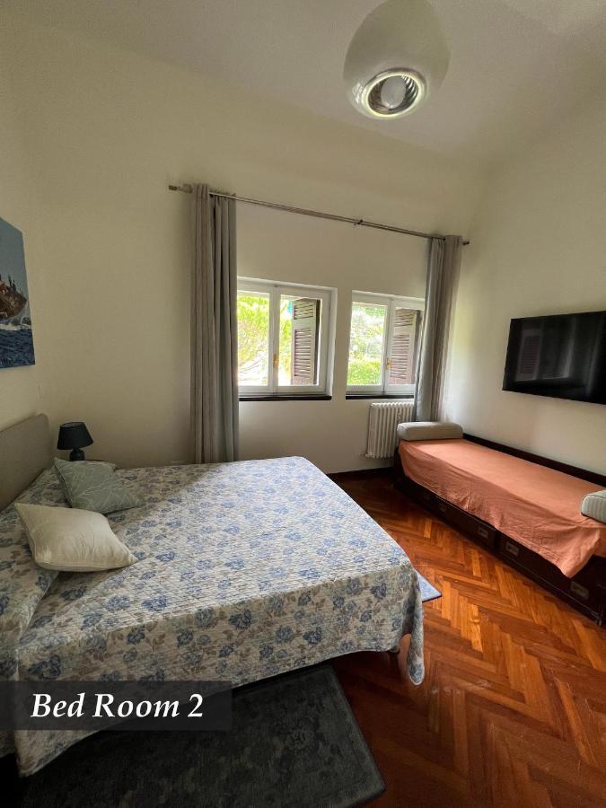 Nautilus Vista Mare Mozzafiato A 180 Gradi- Posto Auto Privato - 2 Camere Matrimoniali Piu 1 Divano Letto Singolo-Sky,Netflix-Wifi 200Mg Rapallo Luaran gambar